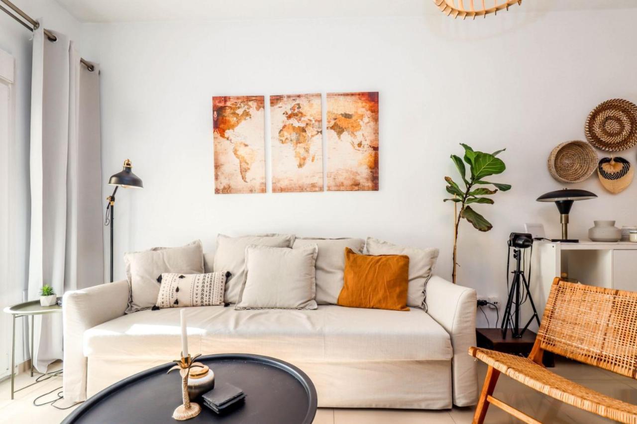 Happy Traveller - Luxury, Free Parking Apartment Солун Екстериор снимка