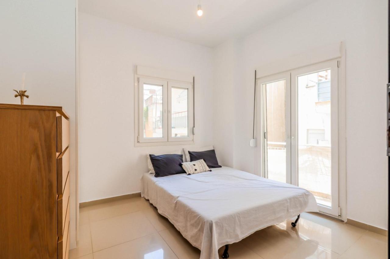 Happy Traveller - Luxury, Free Parking Apartment Солун Екстериор снимка