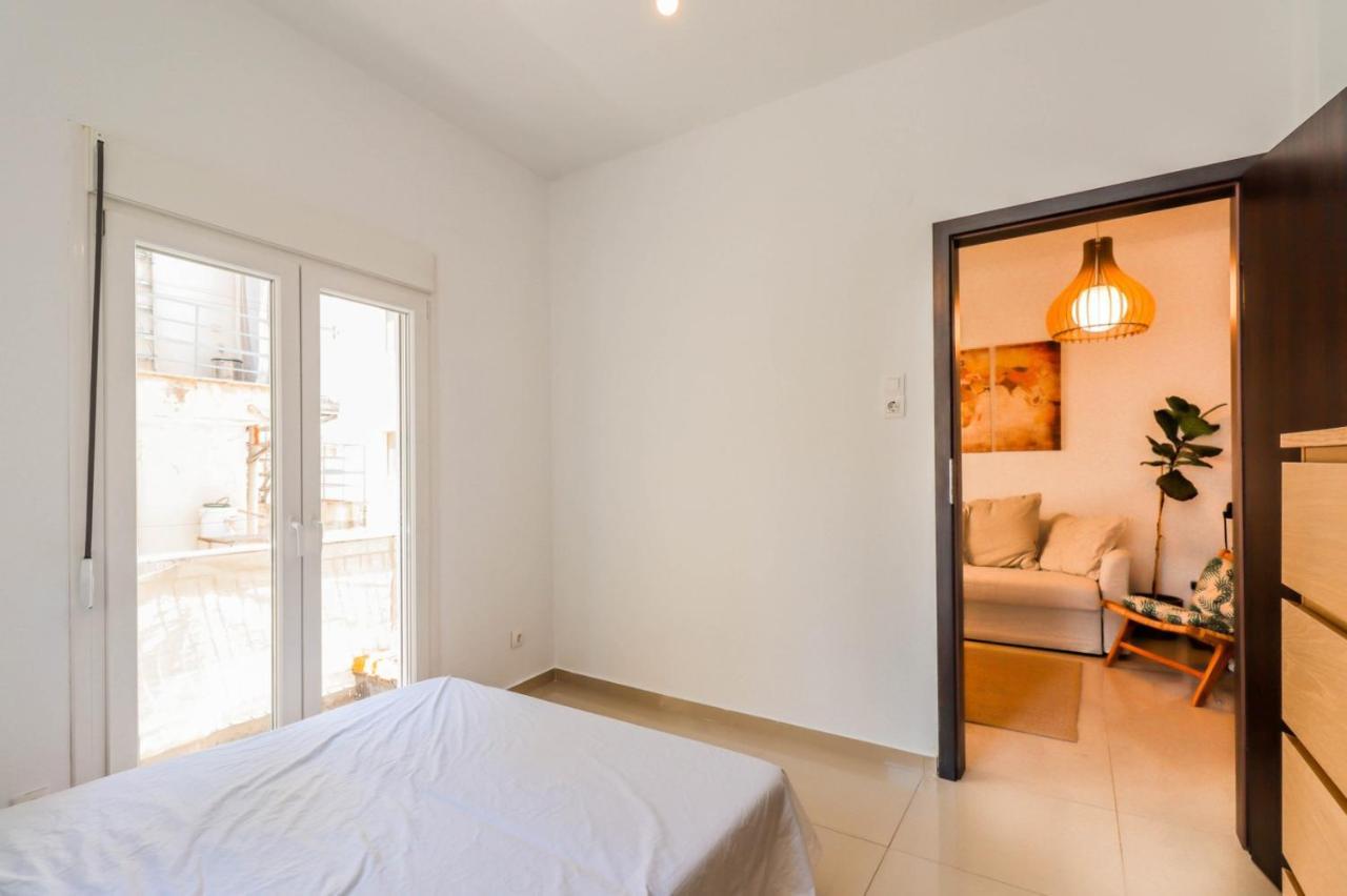 Happy Traveller - Luxury, Free Parking Apartment Солун Екстериор снимка