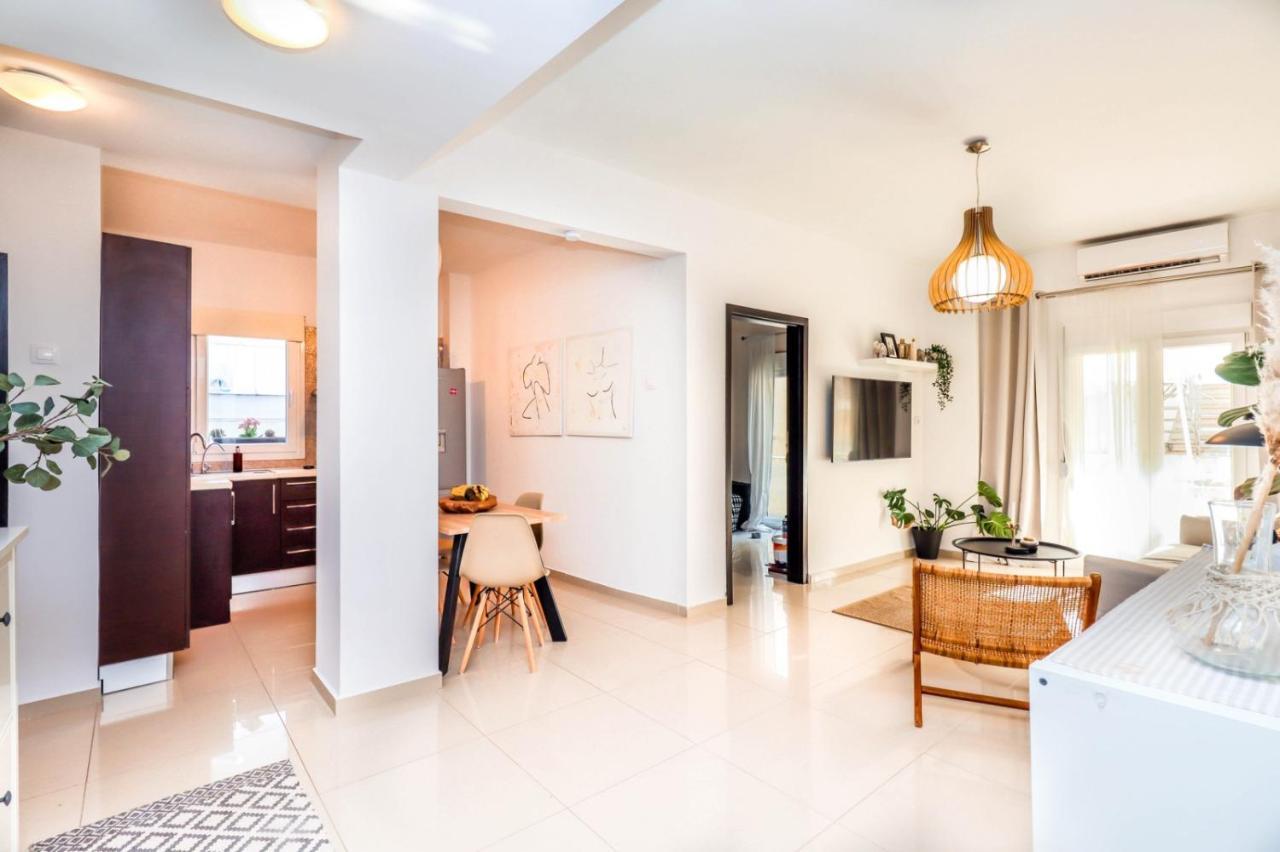 Happy Traveller - Luxury, Free Parking Apartment Солун Екстериор снимка