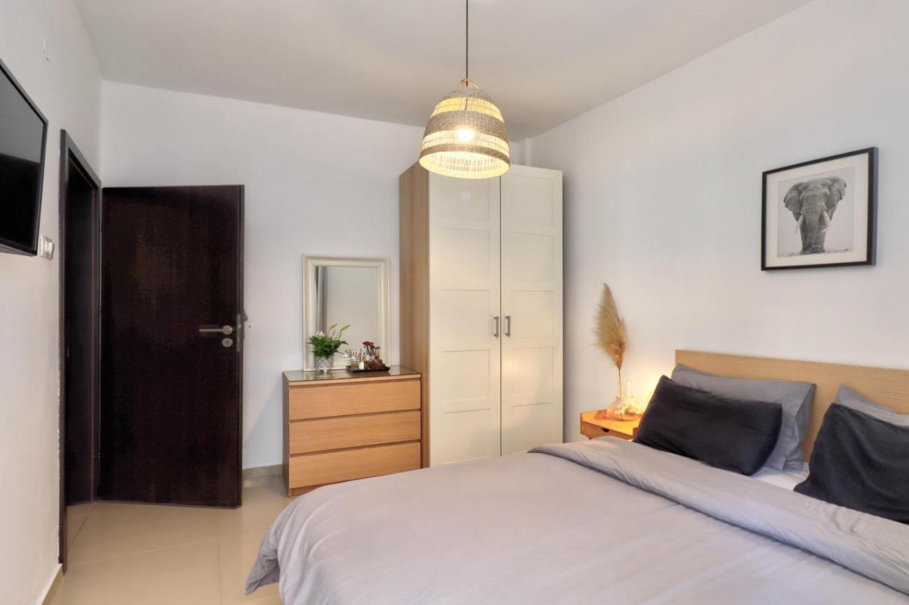 Happy Traveller - Luxury, Free Parking Apartment Солун Екстериор снимка