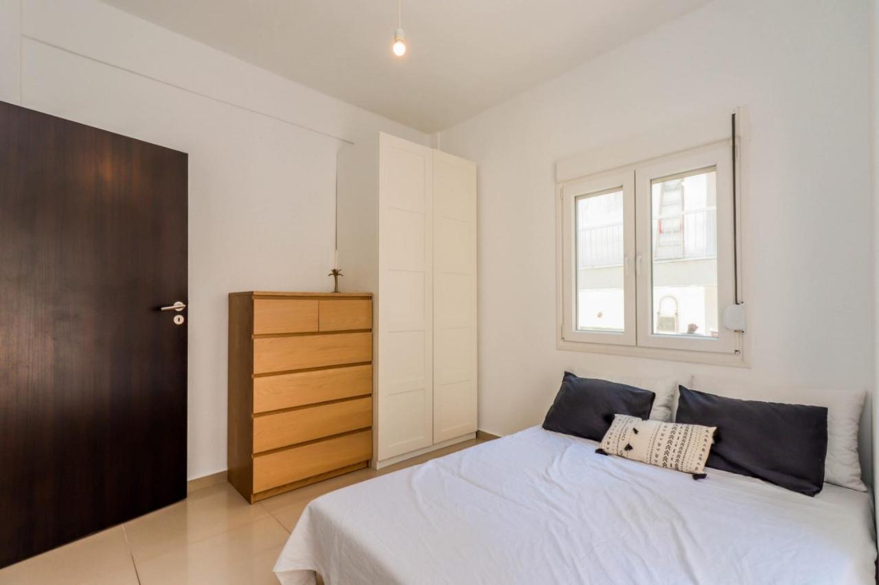 Happy Traveller - Luxury, Free Parking Apartment Солун Екстериор снимка